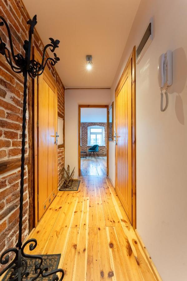 Ferienwohnung Apartament 1886 - Doba Do 14-00 - W Scislym Centrum Z Widokiem Na Majowke - By Space Apart Jelenia Góra Exterior foto